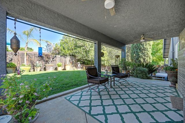 3855 N Lakeshore Blvd, Loomis, CA 95650