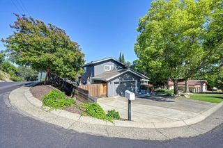 3855 N Lakeshore Blvd, Loomis, CA 95650