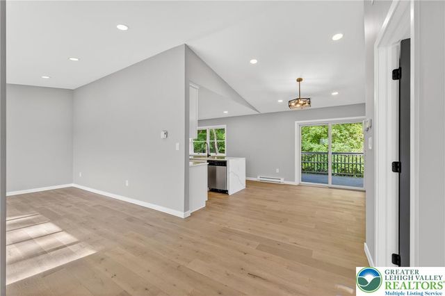 2120 3rd Street Street, Bethlehem Twp, PA 18020
