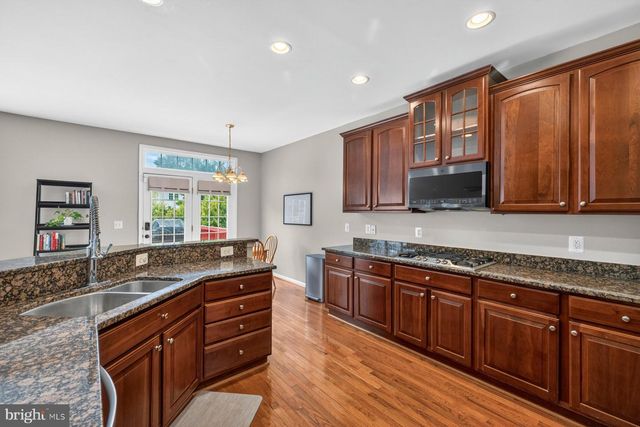 7996 ALMEDA CT, Lorton, VA 22079
