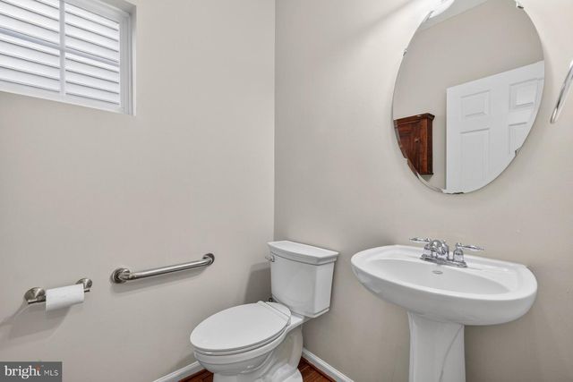7996 ALMEDA CT, Lorton, VA 22079