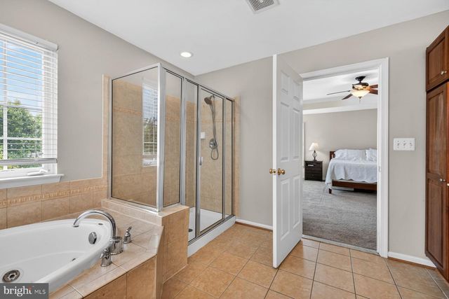 7996 ALMEDA CT, Lorton, VA 22079