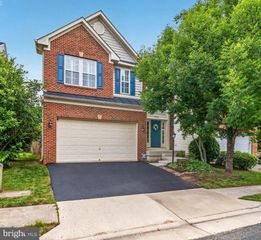 7996 ALMEDA CT, Lorton, VA 22079