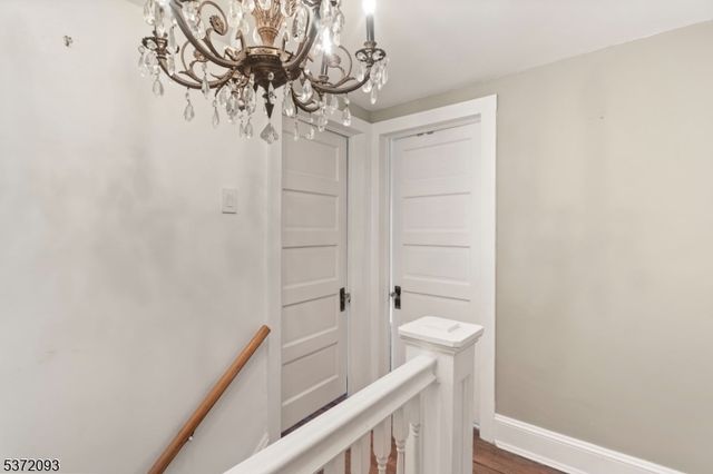 21 Green St, Oxford Twp., NJ 07863