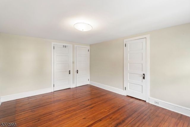 21 Green St, Oxford Twp., NJ 07863