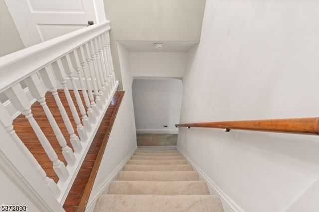 21 Green St, Oxford Twp., NJ 07863