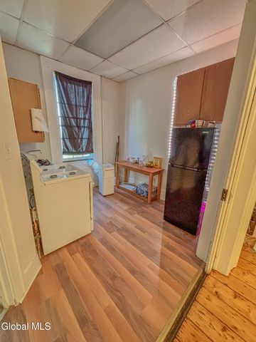 145 Front Street, Schenectady, NY 12305