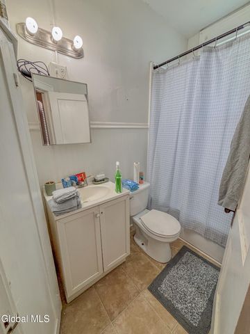 145 Front Street, Schenectady, NY 12305