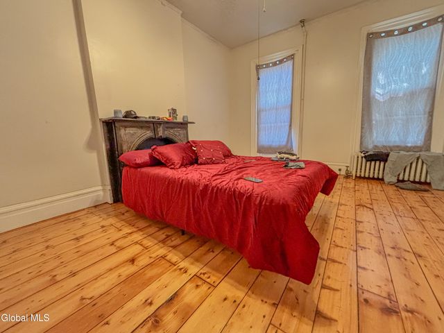 145 Front Street, Schenectady, NY 12305