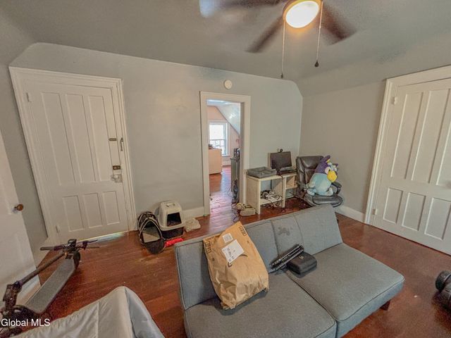145 Front Street, Schenectady, NY 12305