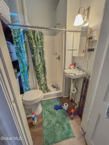 145 Front Street, Schenectady, NY 12305