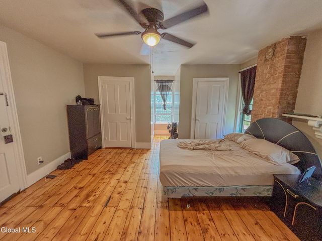 145 Front Street, Schenectady, NY 12305
