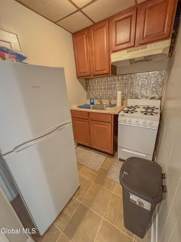 145 Front Street, Schenectady, NY 12305
