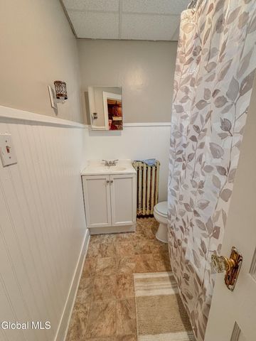 145 Front Street, Schenectady, NY 12305