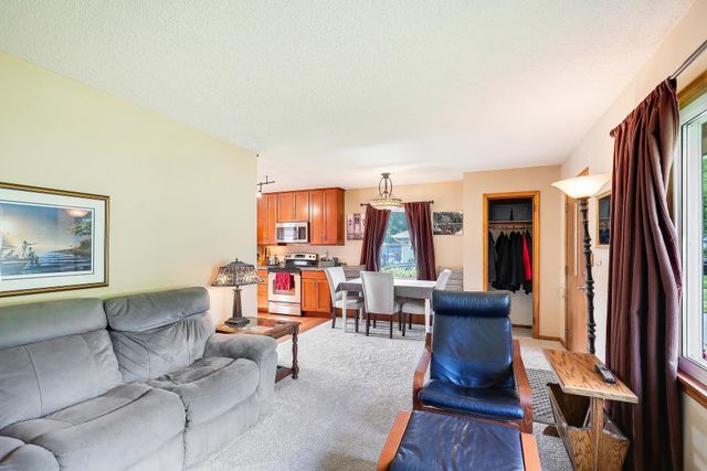 10519 Thomas Avenue S, Bloomington, MN 55431