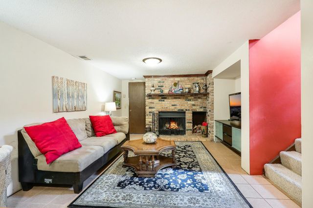 10519 Thomas Avenue S, Bloomington, MN 55431