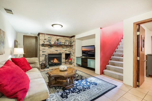 10519 Thomas Avenue S, Bloomington, MN 55431