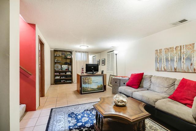 10519 Thomas Avenue S, Bloomington, MN 55431