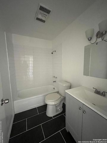 130 N Trevino, Pearsall, TX 78061