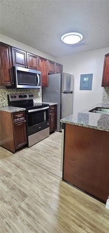 732 SECRET HARBOR LANE 200, Lake Mary, FL 32746