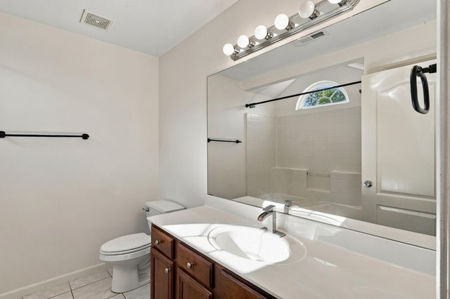 3700 JAGUAR CT, Columbia, MO 65202