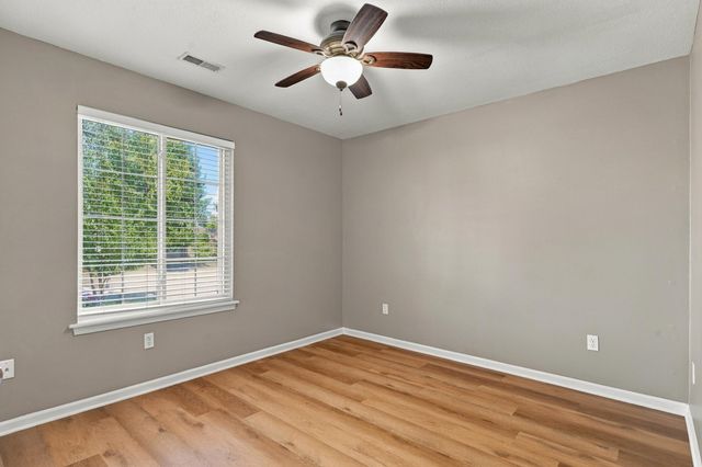3700 JAGUAR CT, Columbia, MO 65202
