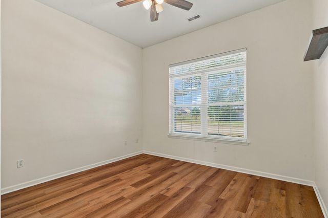 3700 JAGUAR CT, Columbia, MO 65202