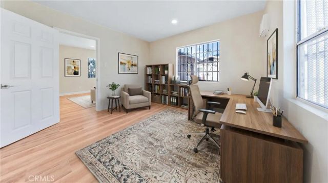 122 W 53rd BACK UNIT, Los Angeles, CA 90037