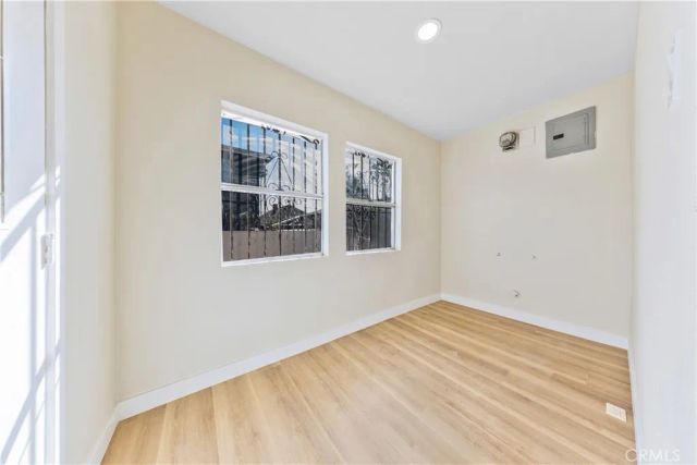 122 W 53rd BACK UNIT, Los Angeles, CA 90037