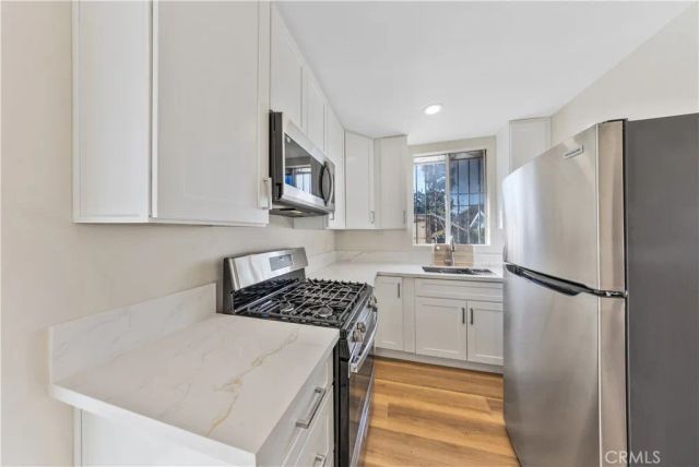 122 W 53rd BACK UNIT, Los Angeles, CA 90037