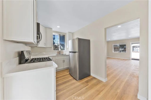 122 W 53rd BACK UNIT, Los Angeles, CA 90037