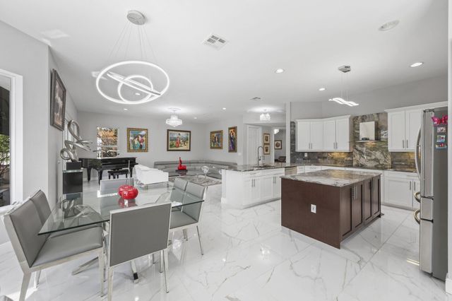 8715 Cobblestone Point Circle, Boynton Beach, FL 33472