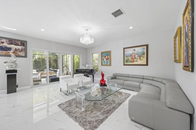 8715 Cobblestone Point Circle, Boynton Beach, FL 33472