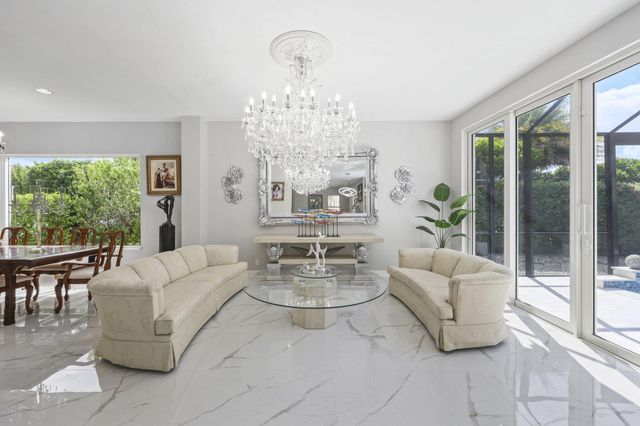 8715 Cobblestone Point Circle, Boynton Beach, FL 33472