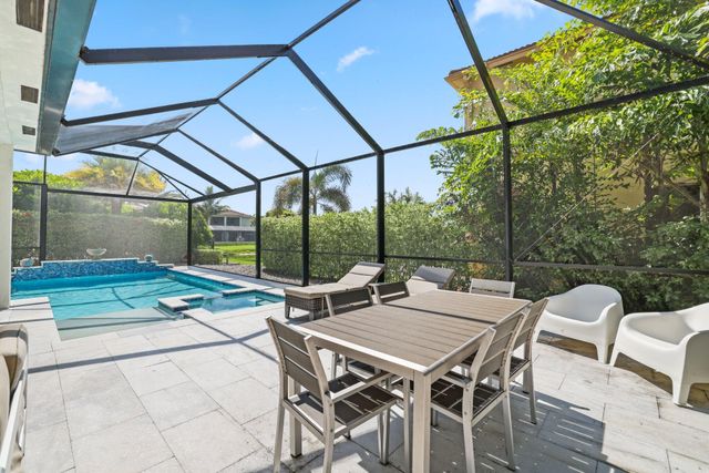 8715 Cobblestone Point Circle, Boynton Beach, FL 33472