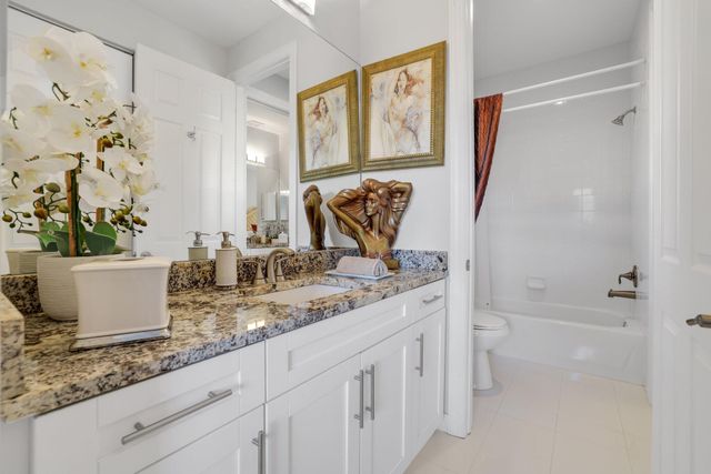 8715 Cobblestone Point Circle, Boynton Beach, FL 33472