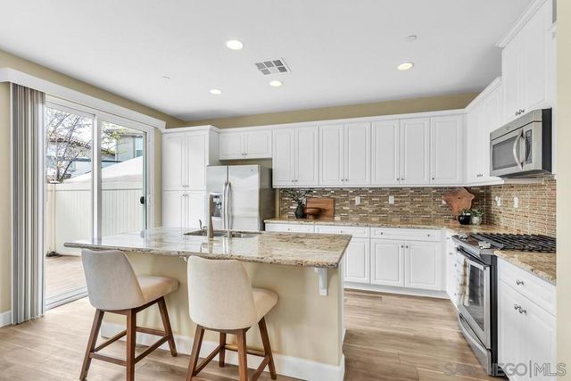 13227 Spring Mountain Rd, Lakeside, CA 92040