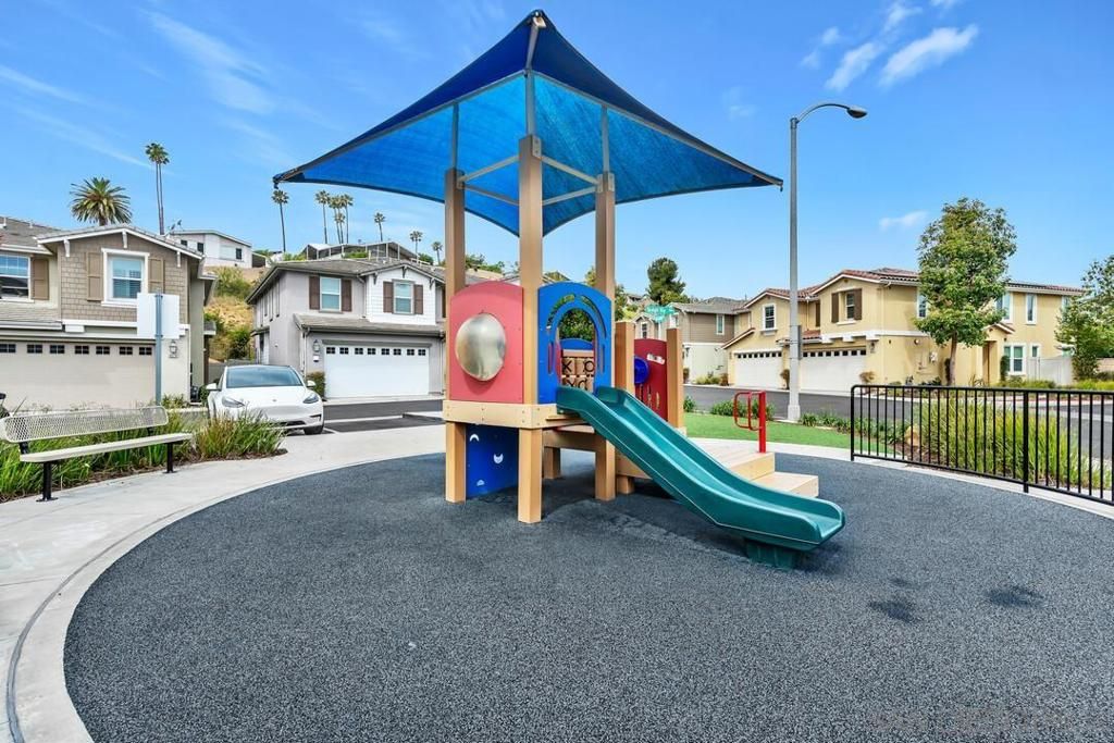 Image 34 of property listing at 13227 Spring Mountain Rd, Lakeside, CA 92040