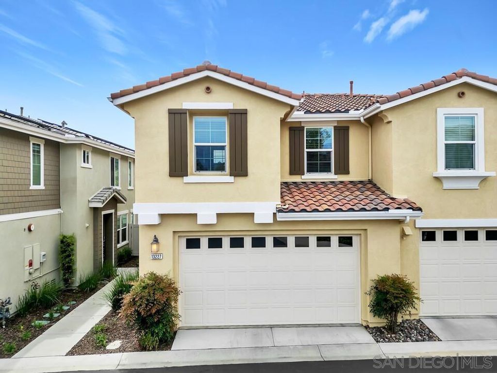 Image 36 of property listing at 13227 Spring Mountain Rd, Lakeside, CA 92040