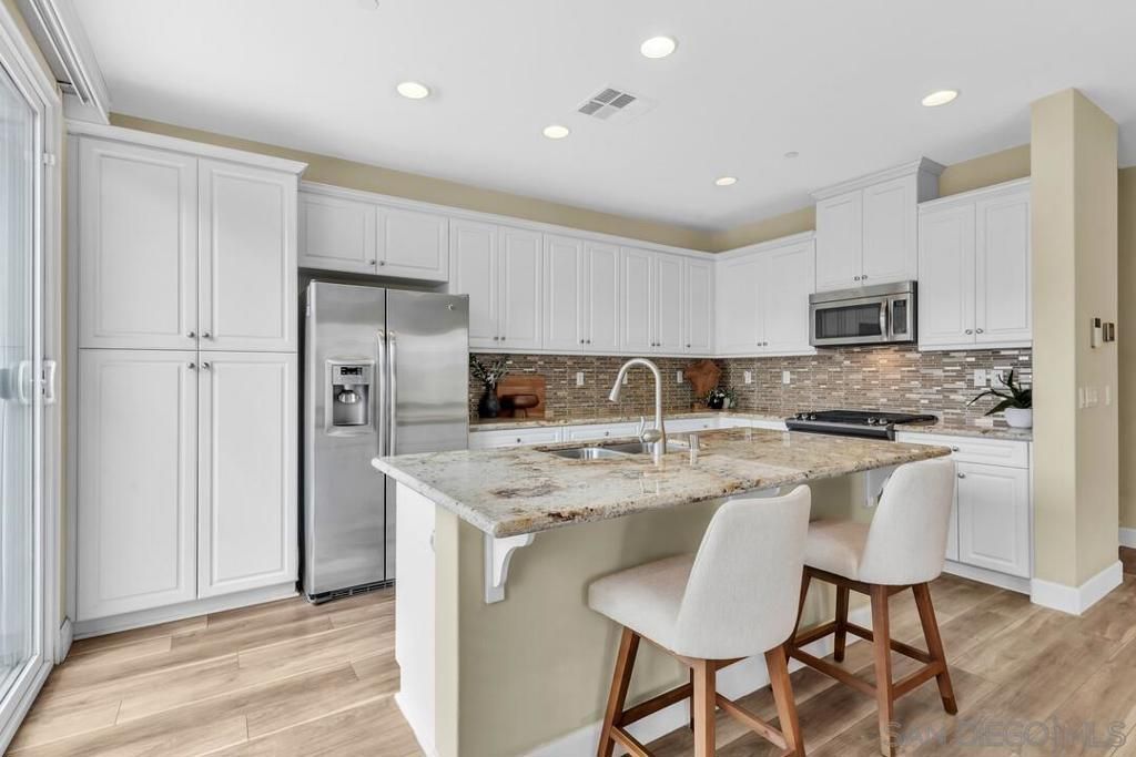 Image 7 of property listing at 13227 Spring Mountain Rd, Lakeside, CA 92040