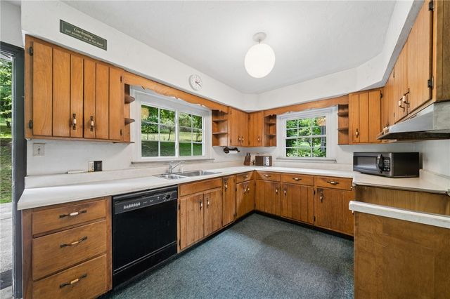 3412 School Road, Murrysville, PA 15668