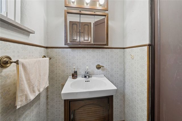 3412 School Road, Murrysville, PA 15668