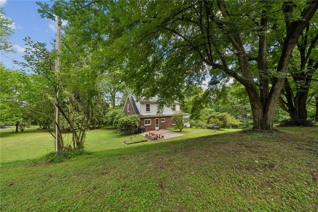 3412 School Road, Murrysville, PA 15668