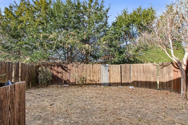 223 Mccarley Place, Mckinney, TX 75071