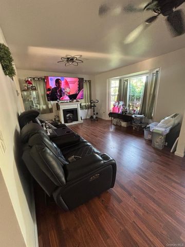 938 Scherger Avenue, Patchogue, NY 11772
