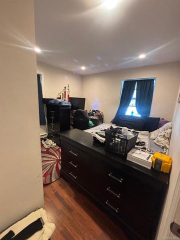 938 Scherger Avenue, Patchogue, NY 11772