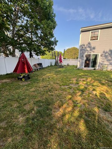938 Scherger Avenue, Patchogue, NY 11772