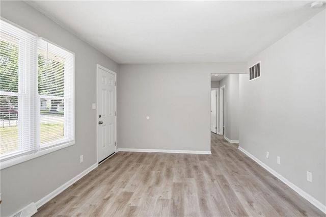 11215 Herrick Avenue, Kansas City, MO 64134