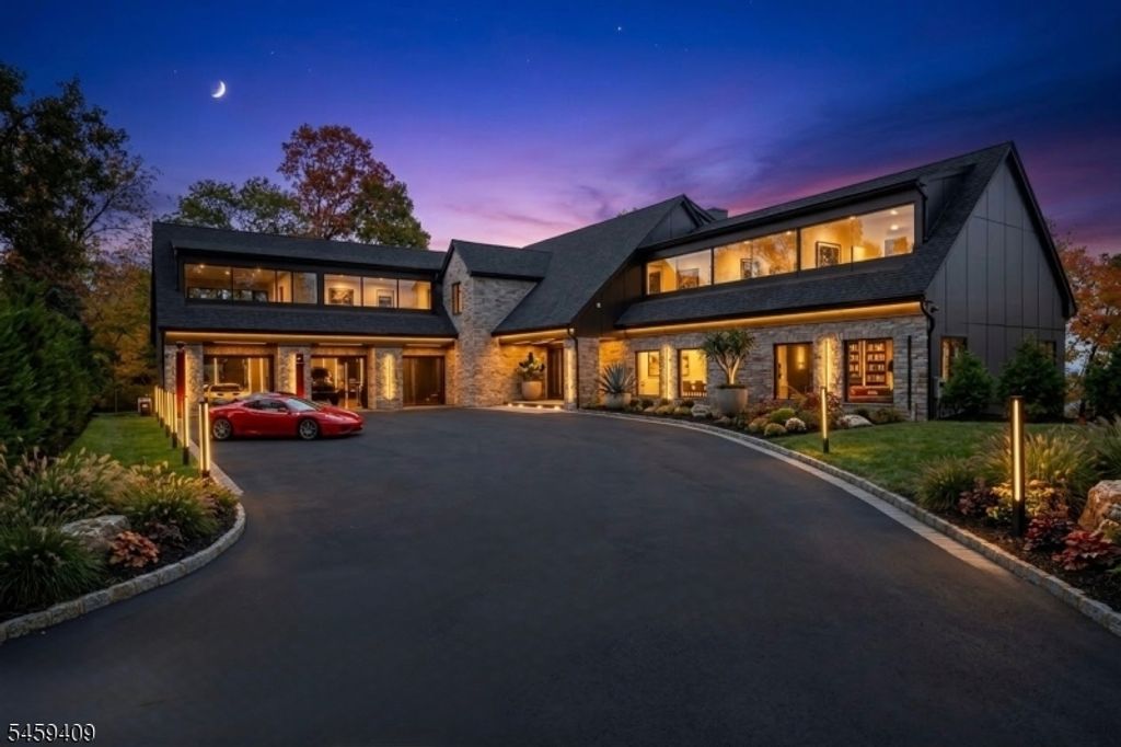 8 Flintlock Ct, Totowa Boro, NJ 07512 — exterior