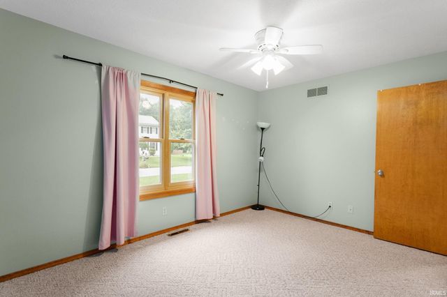 54960 E Sunray Drive, Osceola, IN 46561